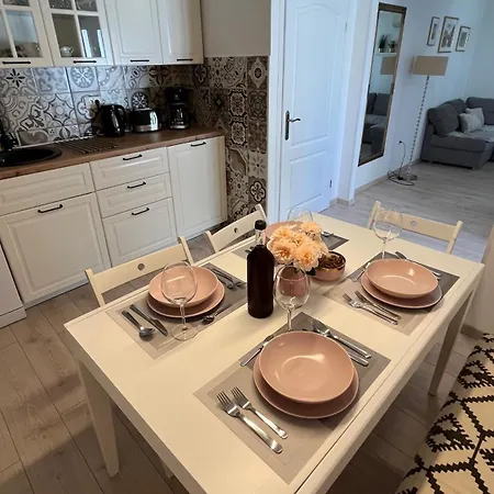 Apartment Lalica *