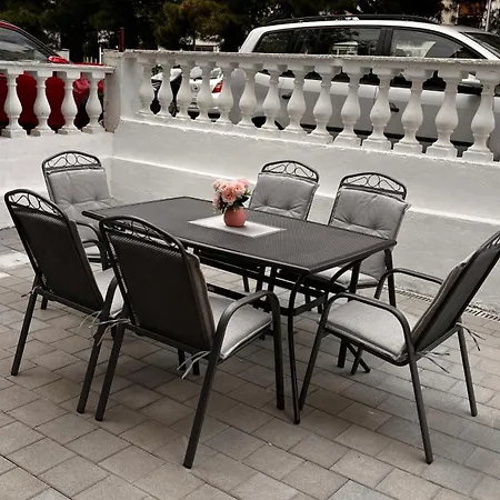 Apartment Lalica *